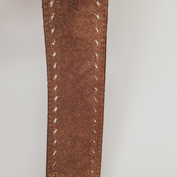 Aeropostale L Brown Leather Floral Embossed Belt - Picture 6 of 10